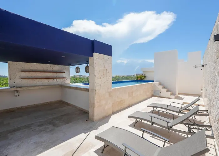 Aldea Dream Modern Designer 2 Floor Penthouse Sleeps 8 Apartment